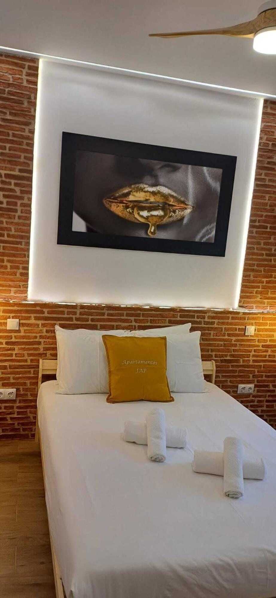 Apartamentos Santiago Cordero Мадрид Номер фото